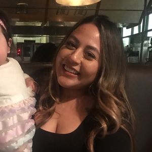 Meet your Posher, Valeria